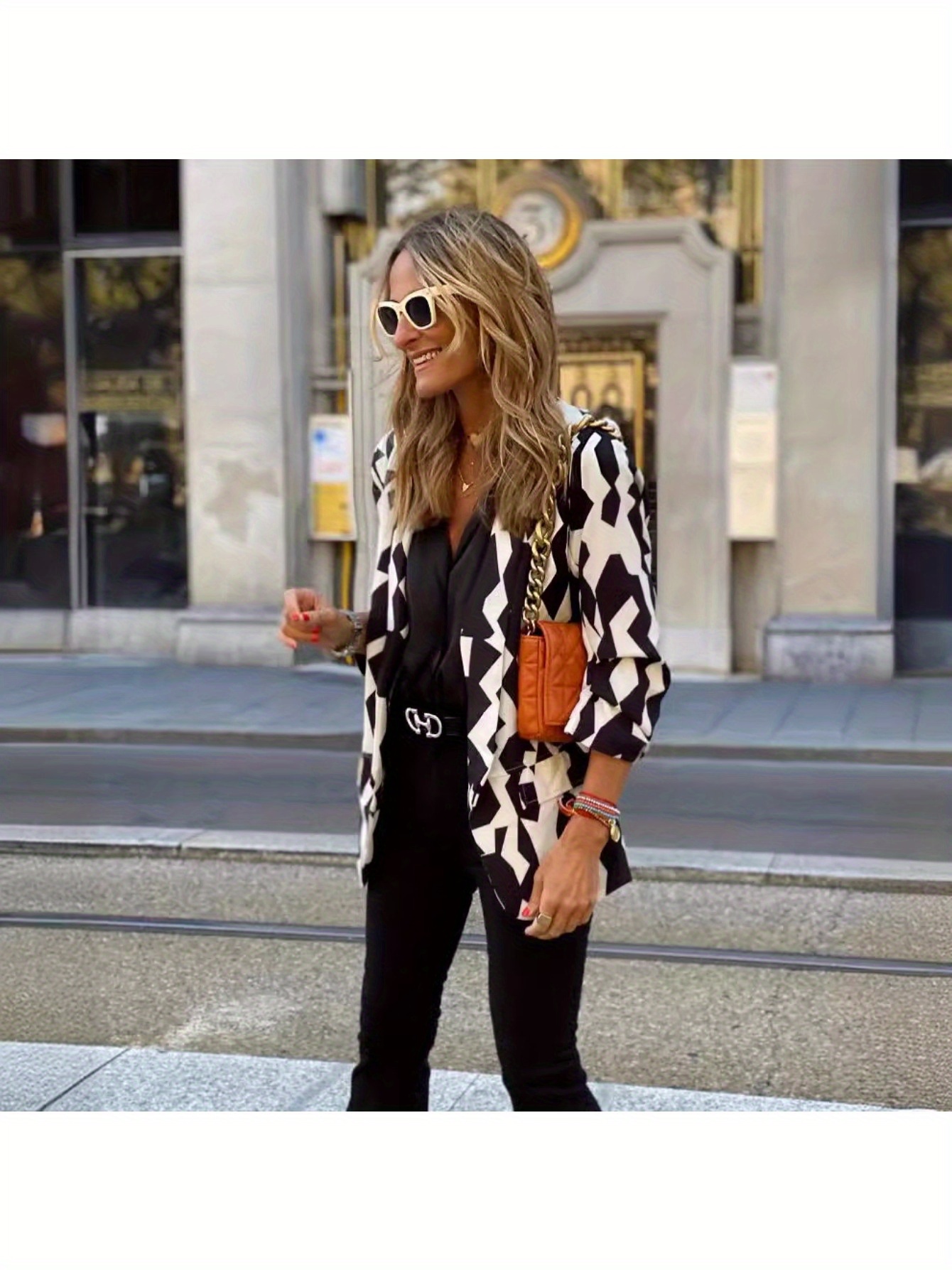 Ladies' Long Sleeved Suit with Black and White Print, Slim Fit Jacket, Suitable for Autumn Wear