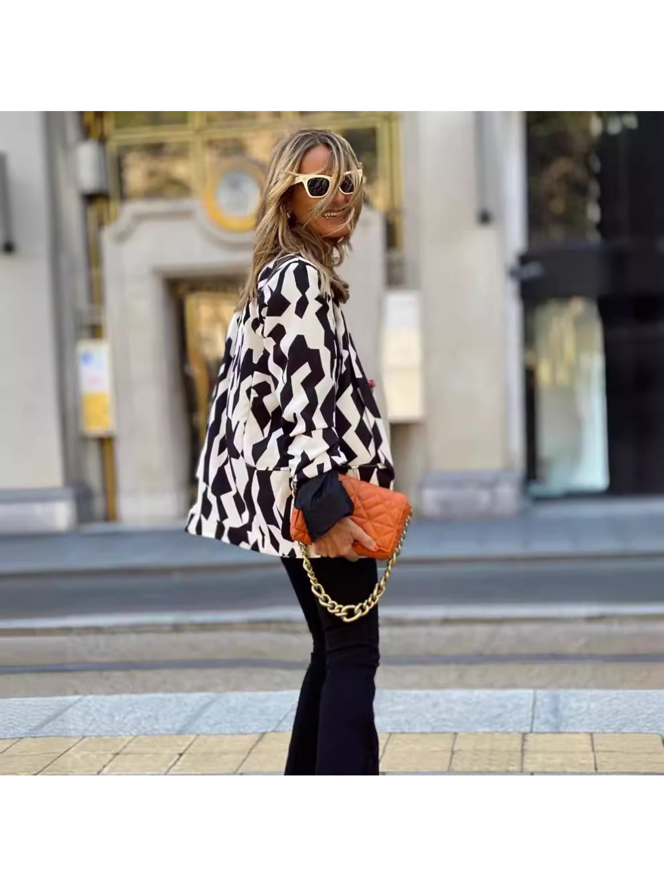 Ladies' Long Sleeved Suit with Black and White Print, Slim Fit Jacket, Suitable for Autumn Wear