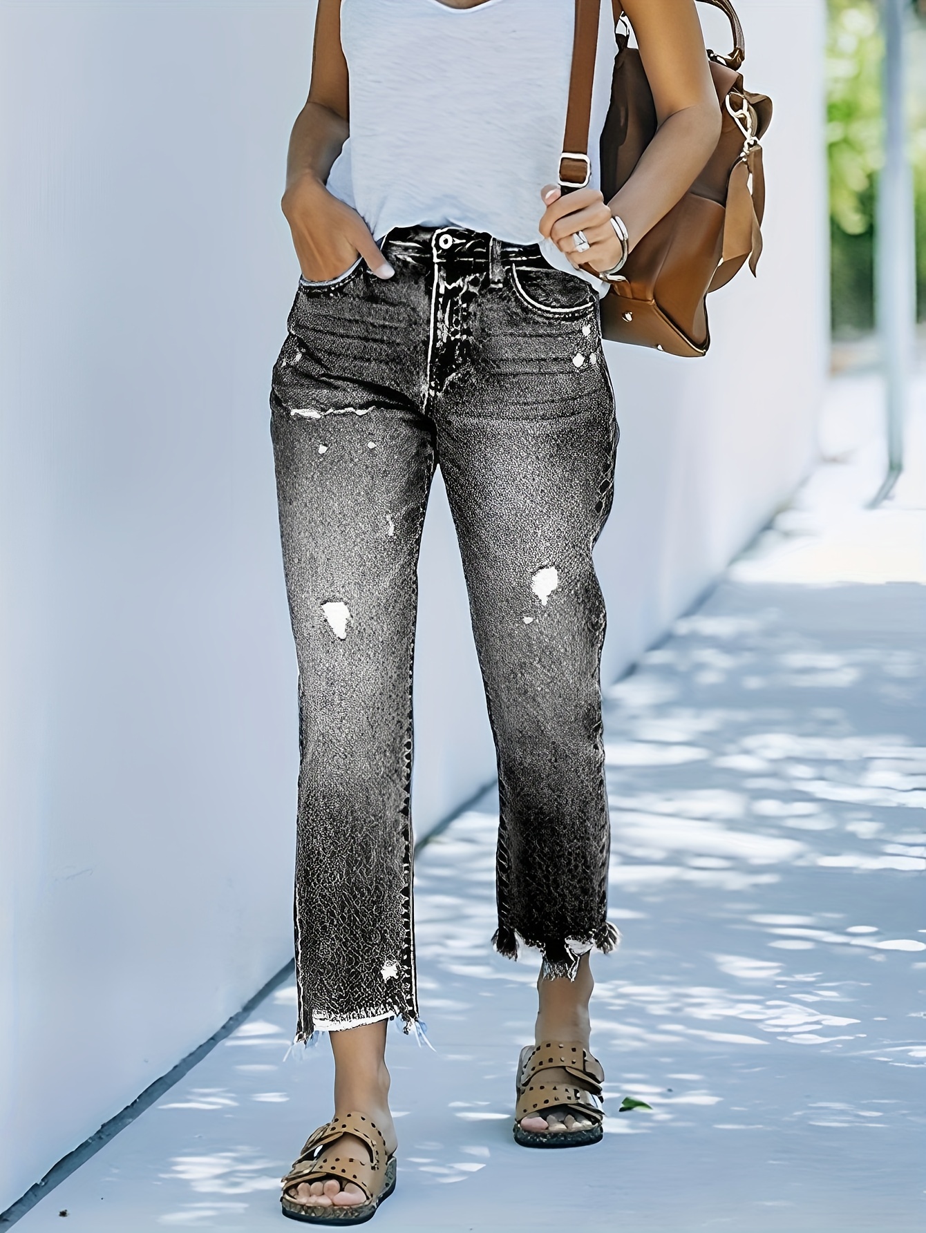 Women's Comfortable Straight-Leg Jeans - Ripped Casual Cropped Denim Pants With Slant Pockets, Casual Style