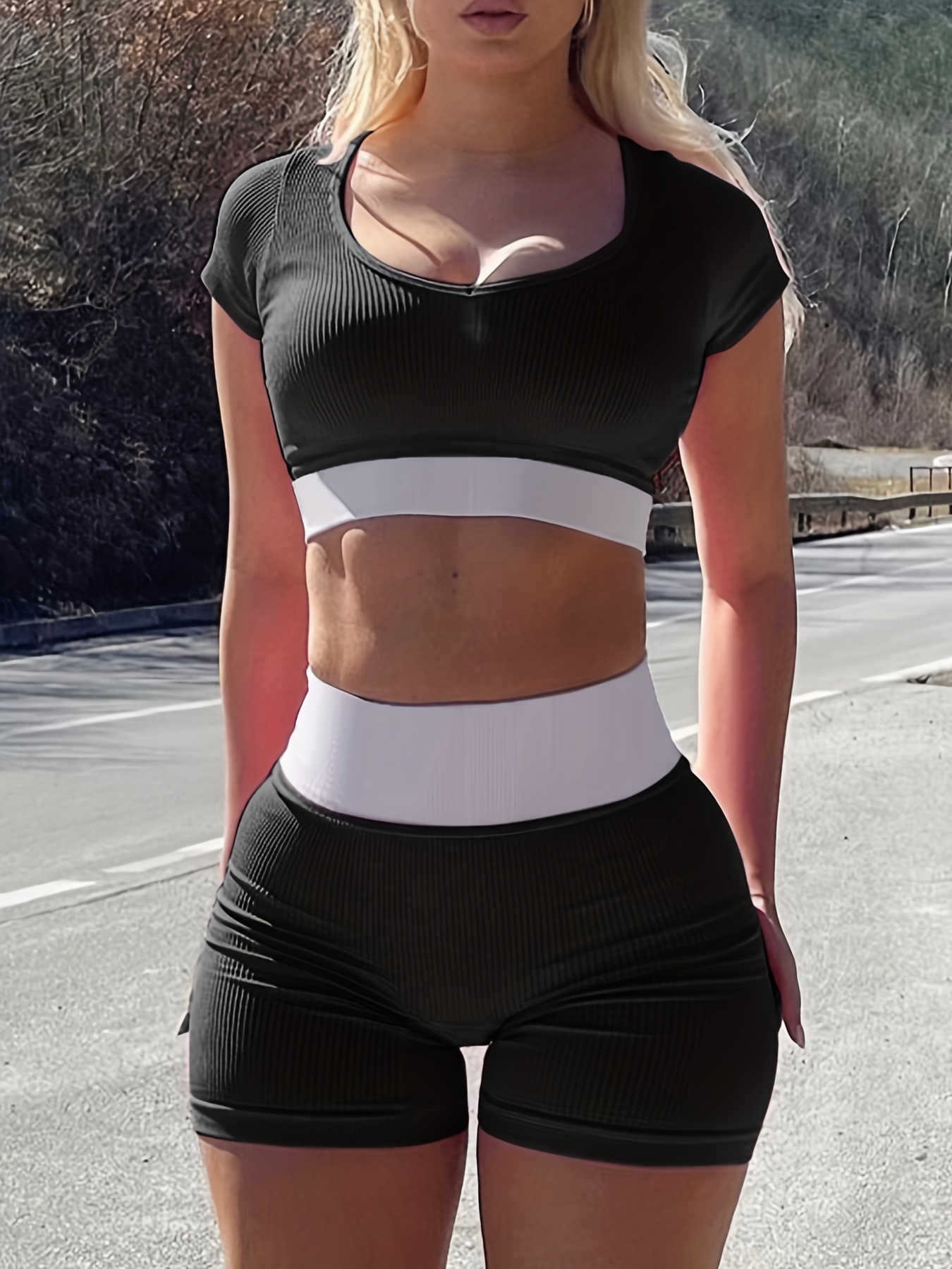 2pcs Contrast Color Sports Suits, Ribbed U-neck Cropped Yoag Sports Tee & High Waist Shorts, Women's Activewear