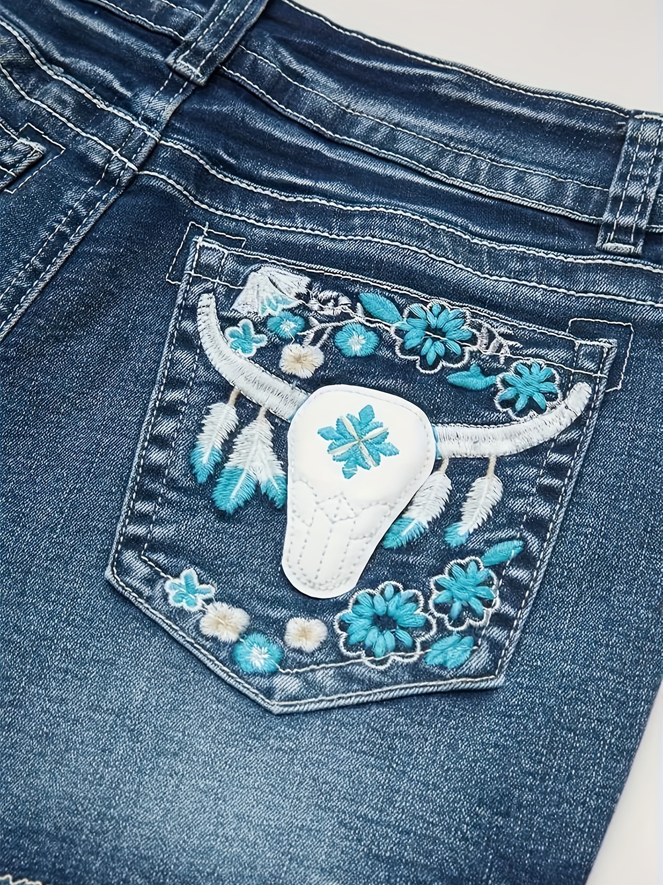 Bull Floral Embroidered Denim Women's Shorts, Casual Style, Frayed Hem, Pocket Detailing, Summer Fashion